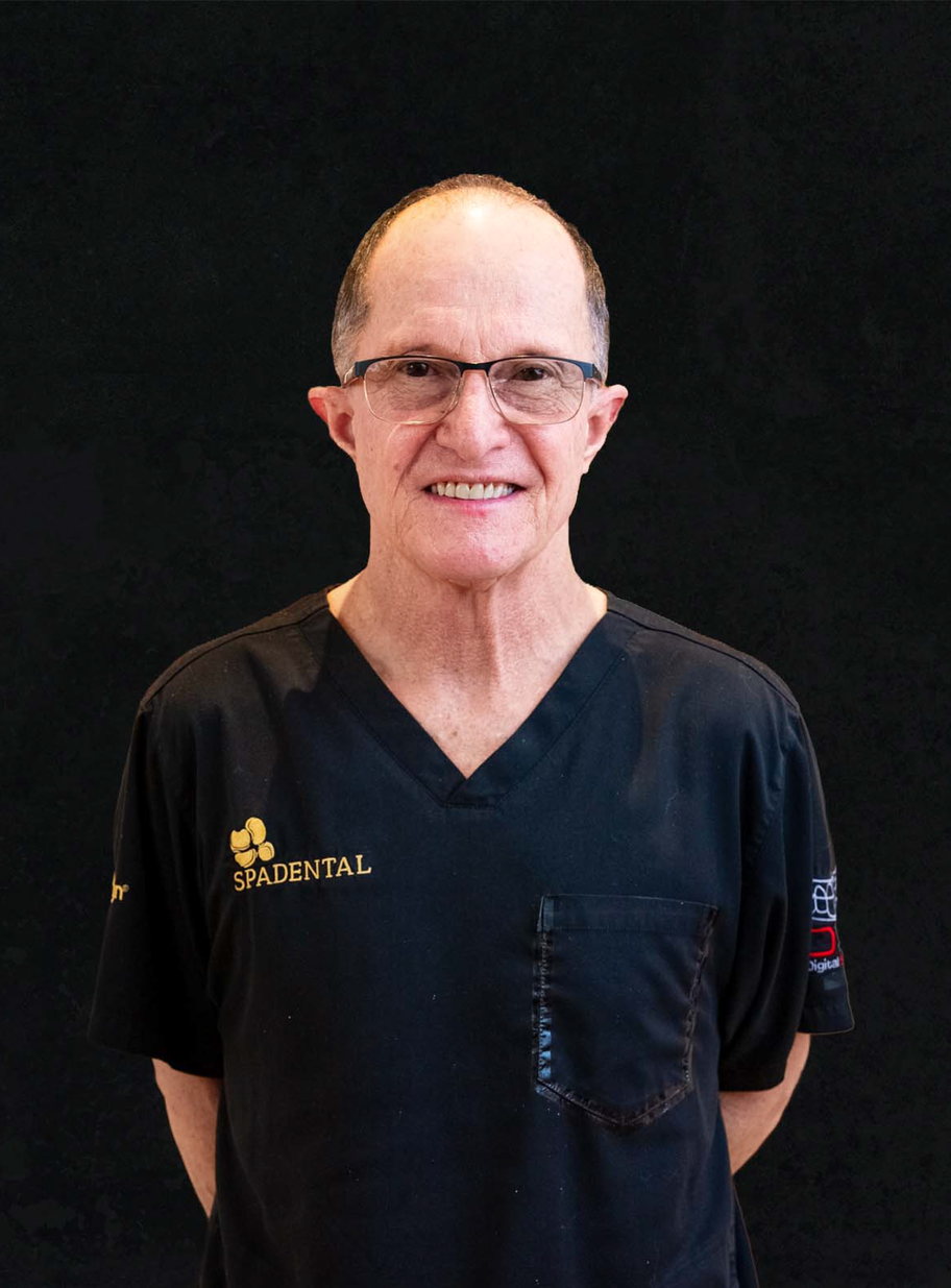 A member of the Spa Dental Sydney CBD team