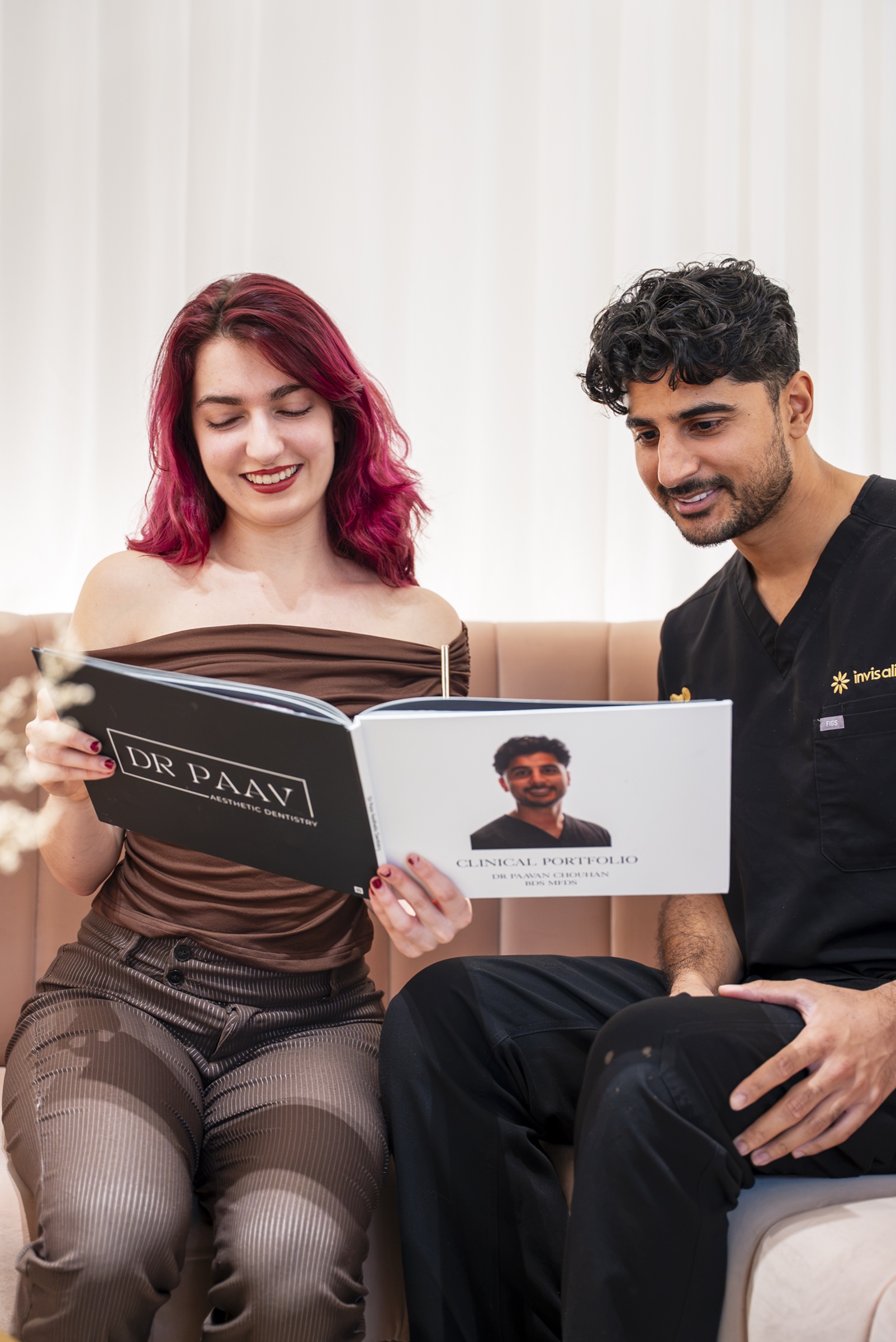 A relaxed chairside whitening session at Spa Dental Sydney CBD